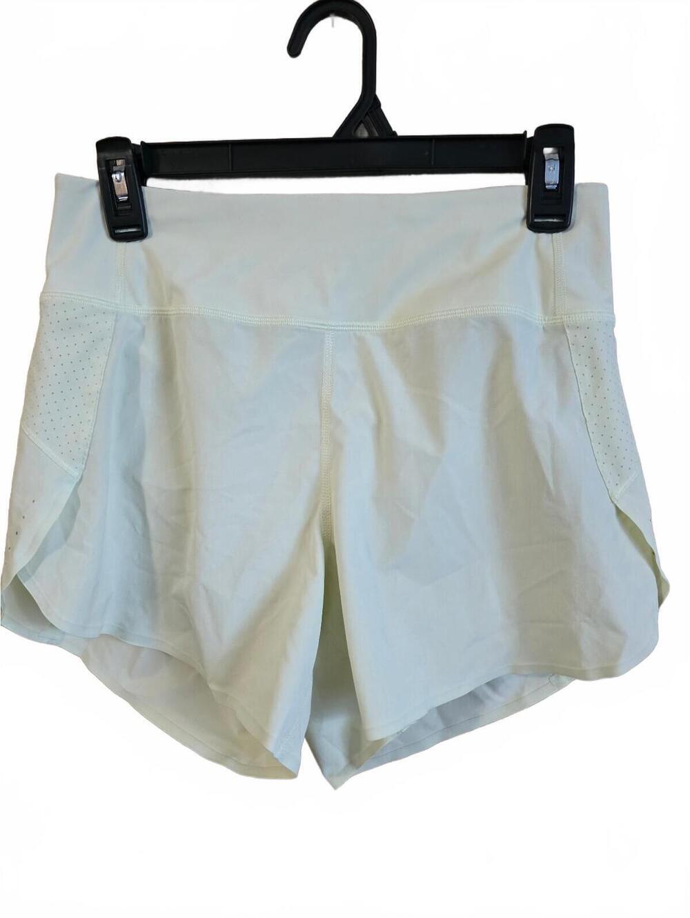 Athleta Run With It 4.5" Shorts in XS - Picture 1 of 3